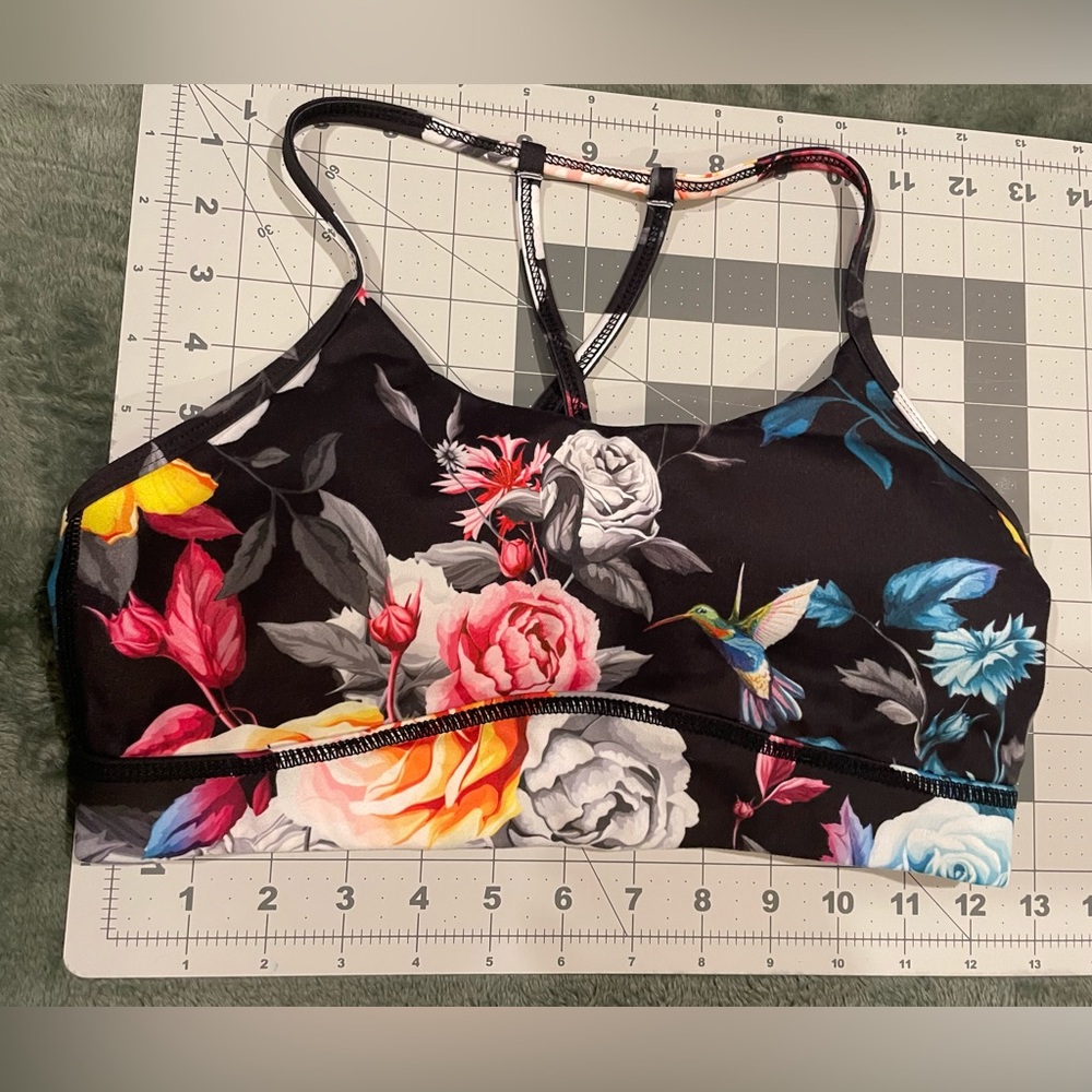 ZYIA Dark Floral Mesh Sports Bra MEDIUM